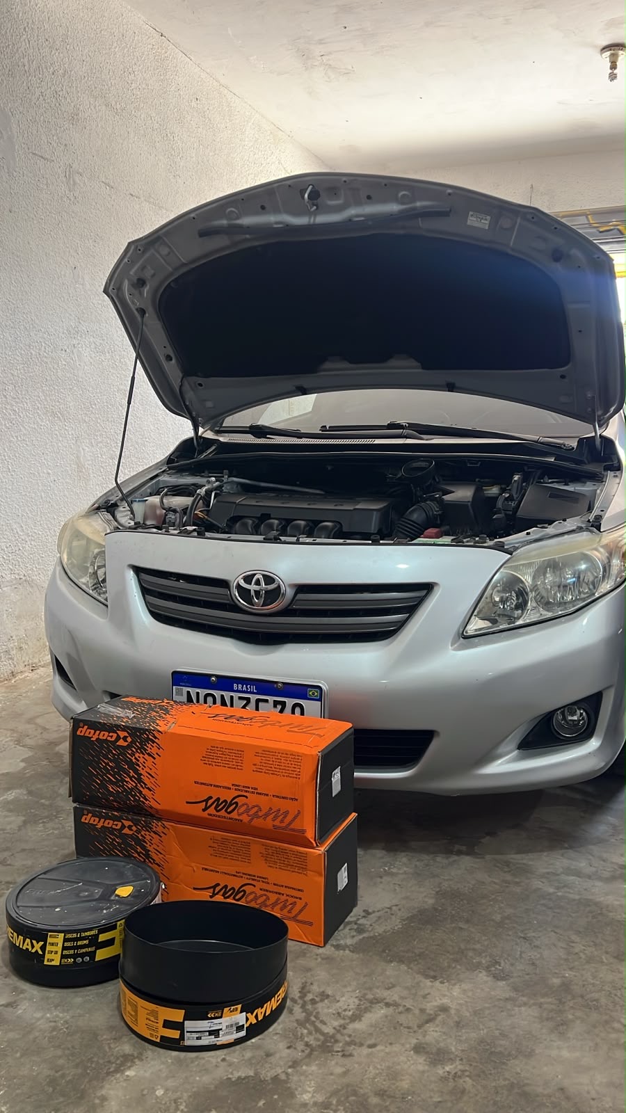 Corolla na RB Car com peças de suspensão e amortecedores novos